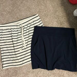 2 Loft skirts with pockets size medium